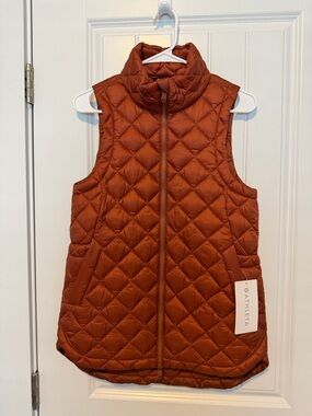 "New! Athleta Whisper Featherless Quilted Vest in Warm Rust (Sequoia Brown)